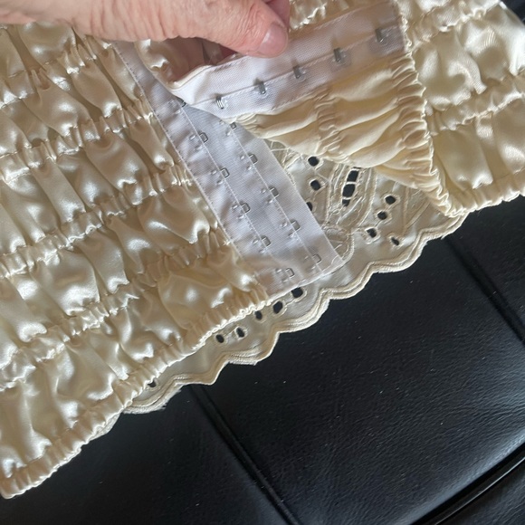 Vintage Elegant Cream Lace Bustier TOP - Picture 7 of 13